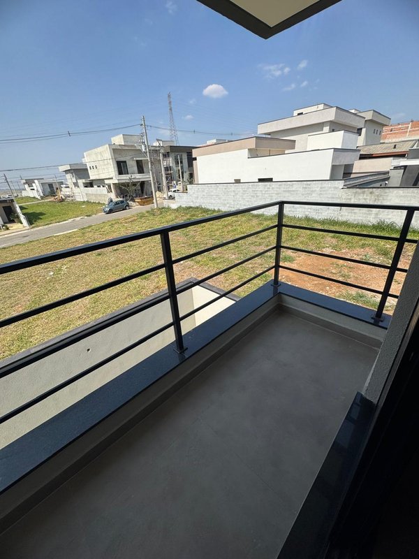 Casa com 3 Suítes no Condomínio Rudá  São José dos Campos - 