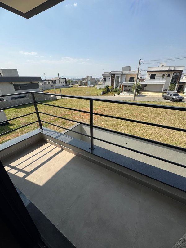 Casa com 3 Suítes no Condomínio Rudá  São José dos Campos - 