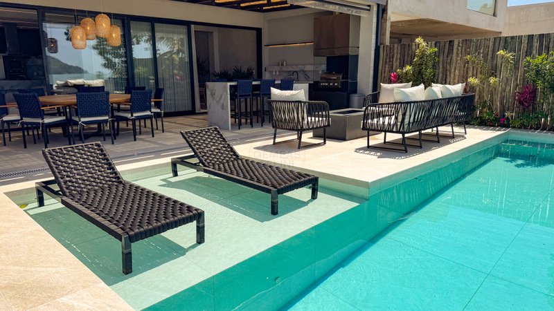 Casa Pé na Areia com Vista Privilegiada / 4 Suítes e Piscina Infinita - LOCAÇÃO DIÁRIA  São Sebastião - 