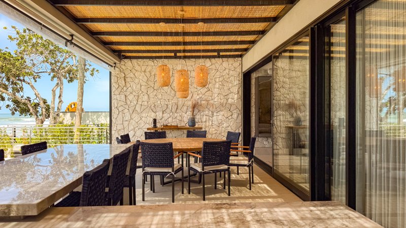 Casa Pé na Areia com Vista Privilegiada / 4 Suítes e Piscina Infinita - LOCAÇÃO DIÁRIA  São Sebastião - 