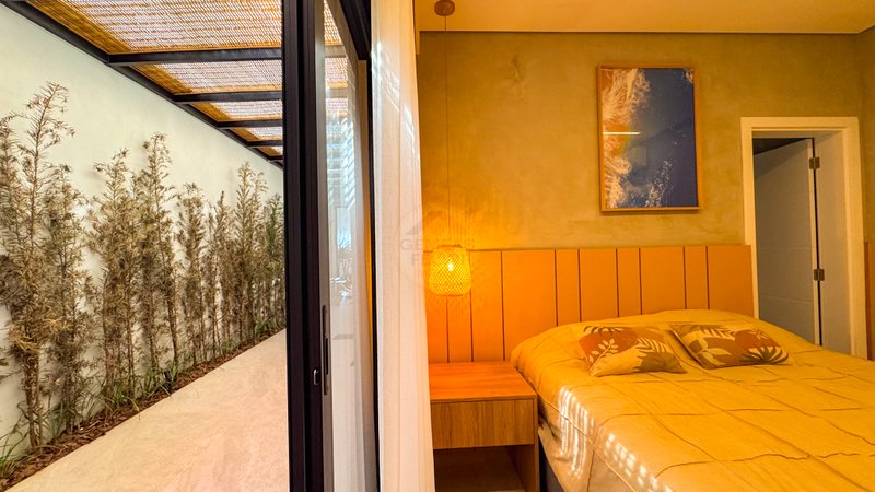 Casa Pé na Areia com Vista Privilegiada / 4 Suítes e Piscina Infinita - LOCAÇÃO DIÁRIA  São Sebastião - 