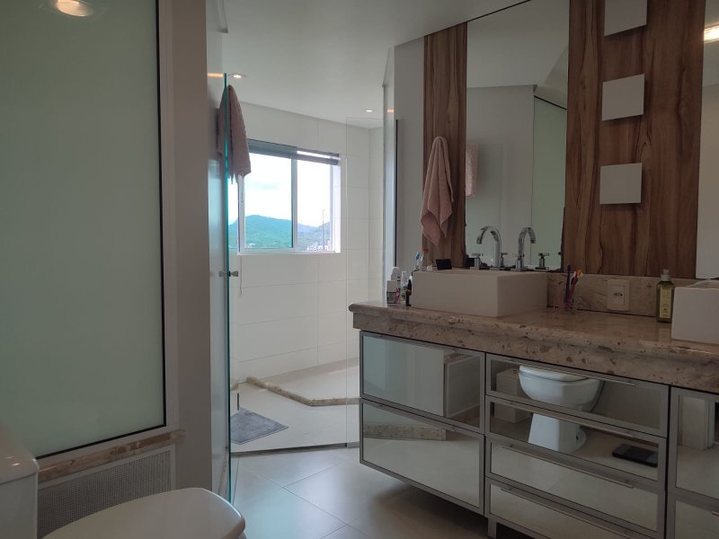 Apartamento 100% mobiliado à venda em Timbó, Centro! 3 Suíte; 3 Vagas de garagem!  Timbó - 