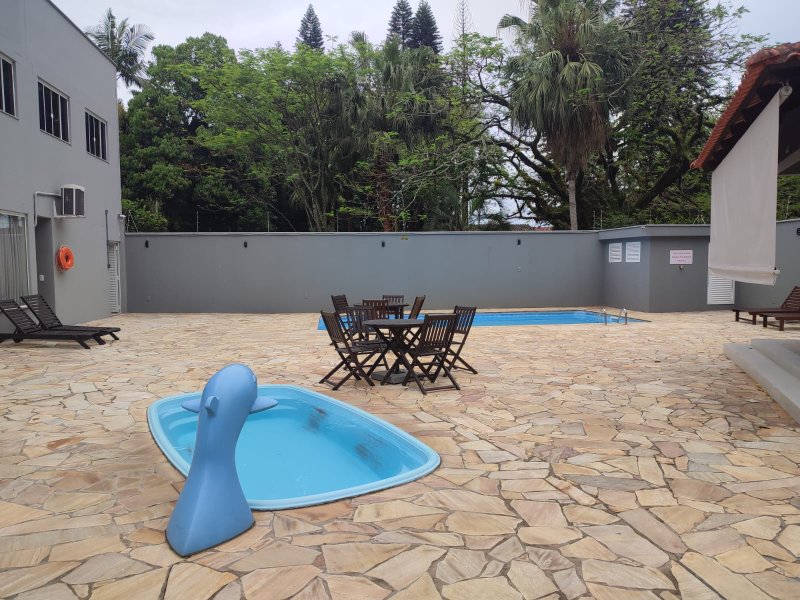 Apartamento 100% mobiliado à venda em Timbó, Centro! 3 Suíte; 3 Vagas de garagem!  Timbó - 