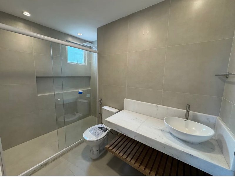 APARTAMENTO 3 QUARTOS UMA SUITE  COM  CLOSET 2 GARAGENS ANDAR ALTO PARA VENDA!!! Avenida Anita Garibaldi Salvador - 