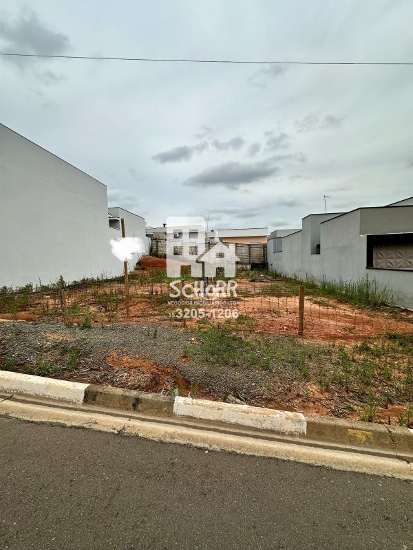 OPORTUNIDADE Terreno com 405 m2 à venda no Condomínio Ypês 2 - excelente localização  Tatuí - 