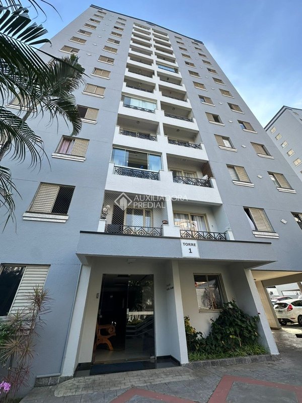 APTO 02 DORMITÓRIOS COM SACADA, BAETA NEVES, SBCAMPO, SP Avenida Armando Ítalo Setti São Bernardo do Campo - 