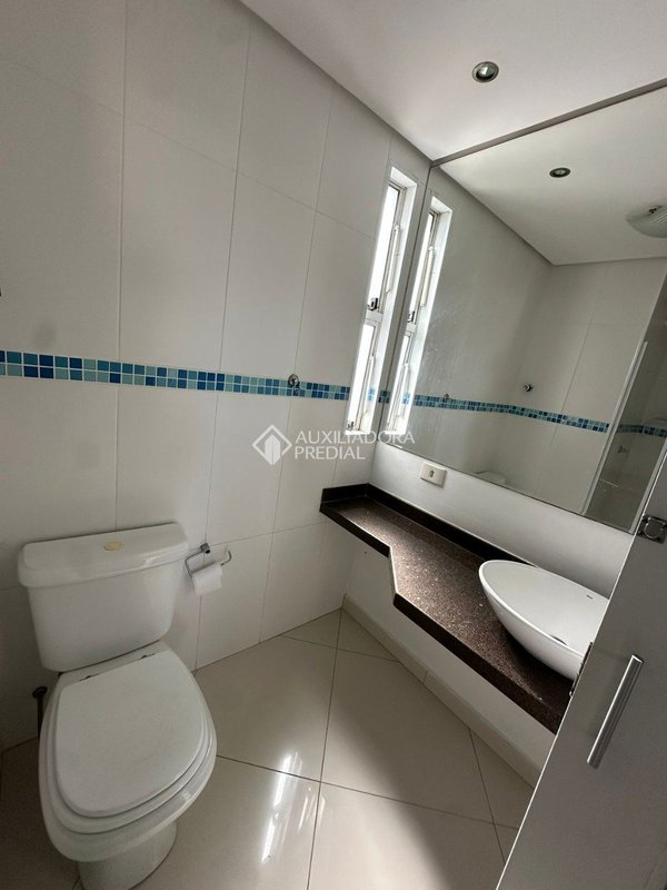 APTO 02 DORMITÓRIOS COM SACADA, BAETA NEVES, SBCAMPO, SP Avenida Armando Ítalo Setti São Bernardo do Campo - 