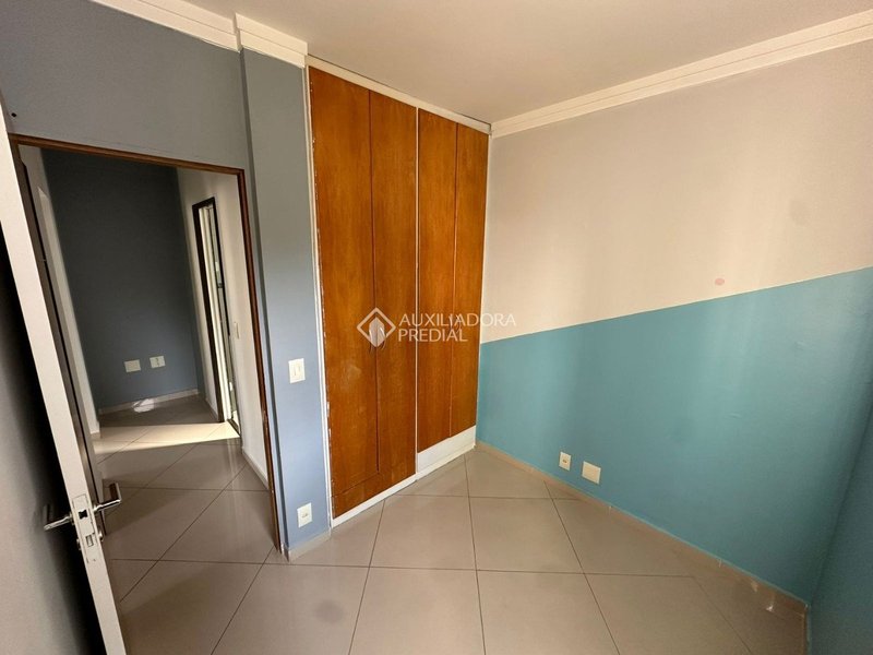 APTO 02 DORMITÓRIOS COM SACADA, BAETA NEVES, SBCAMPO, SP Avenida Armando Ítalo Setti São Bernardo do Campo - 