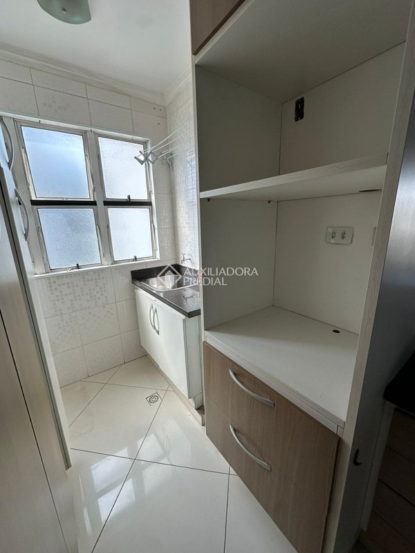 APTO 02 DORMITÓRIOS COM SACADA, BAETA NEVES, SBCAMPO, SP Avenida Armando Ítalo Setti São Bernardo do Campo - 