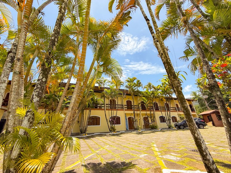 Casa moderna em condomínio na praia de Boiçucanga - VENDA  São Sebastião - 