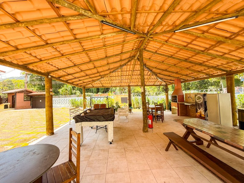 Casa moderna em condomínio na praia de Boiçucanga - VENDA  São Sebastião - 