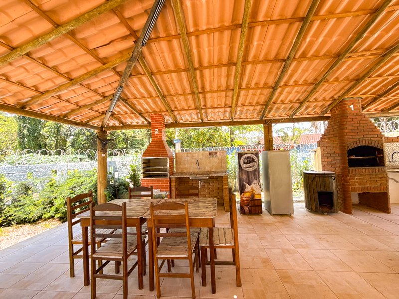 Casa moderna em condomínio na praia de Boiçucanga - VENDA  São Sebastião - 