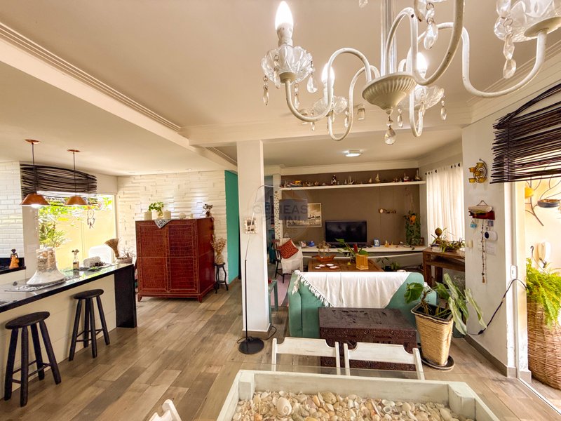 Casa moderna em condomínio na praia de Boiçucanga - VENDA  São Sebastião - 