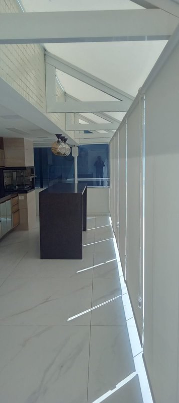 APARTAMENTO COBERTURA VISTA MAR QUARTO SALA SUÍTE PISCINA 4 GARAGENS À VENDA EM ARMAÇÃO! Rua Américo Vespúcio Salvador - 