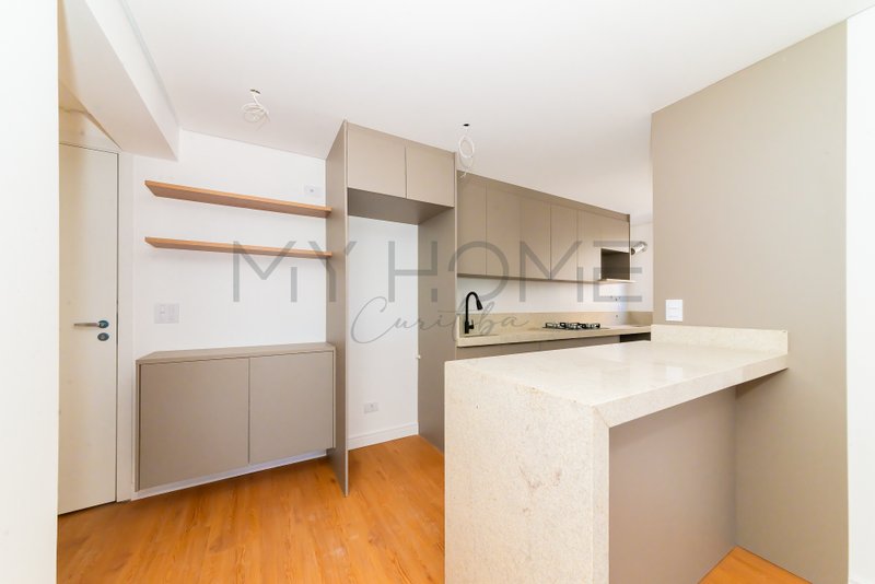 Apartamento mobiliado no Jardim Botânico Rua Dom João VI Curitiba - 