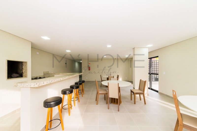 Apartamento mobiliado no Jardim Botânico Rua Dom João VI Curitiba - 