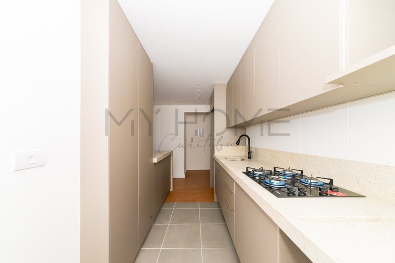 Apartamento mobiliado no Jardim Botânico Rua Dom João VI Curitiba - 