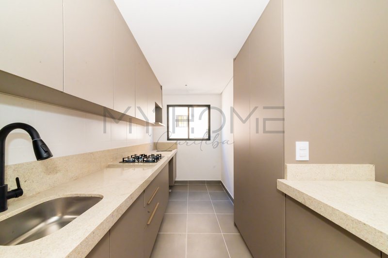 Apartamento mobiliado no Jardim Botânico Rua Dom João VI Curitiba - 