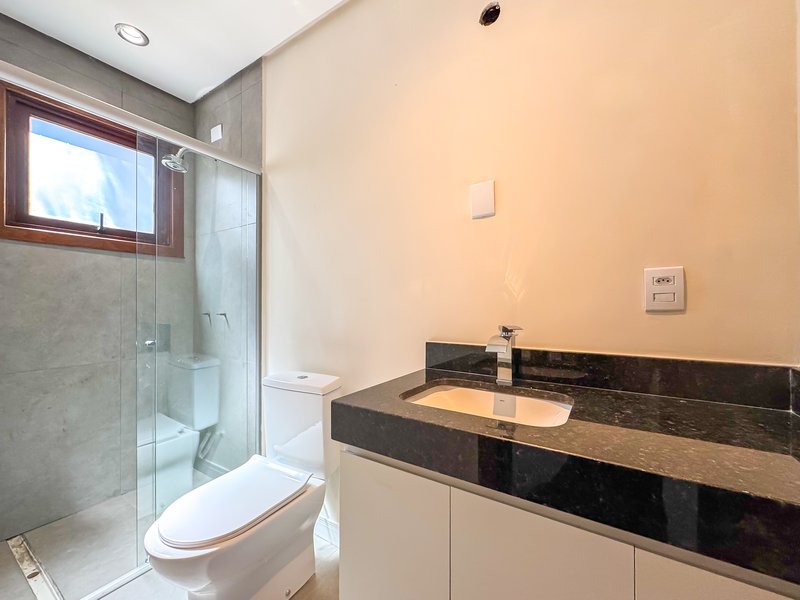 R$ 1.595.000 - &Oacute;TIMA COBERTURA DUPLEX - REFORMADA - 198M2 - 2 SU&Iacute;TES - 2 VAGAS Rua Anita Garibaldi Porto Alegre - 