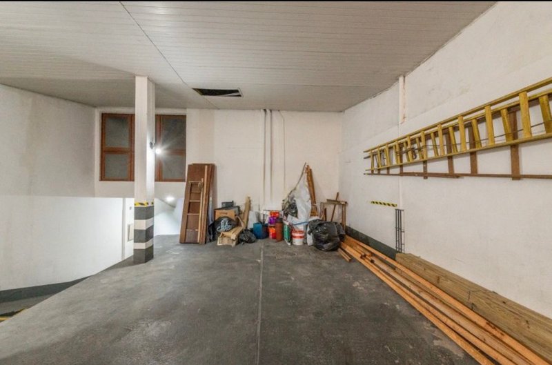 R$ 1.595.000 - &Oacute;TIMA COBERTURA DUPLEX - REFORMADA - 198M2 - 2 SU&Iacute;TES - 2 VAGAS Rua Anita Garibaldi Porto Alegre - 