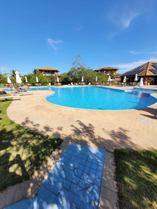 VILLAGE 3 QUARTOS VARANDA PISCINA 2 GARAGENS À VENDA NO PISCINAS NATURAIS PRAIA DO FORTE! Açu da Torre MATA DE SÃO JOÃO - 