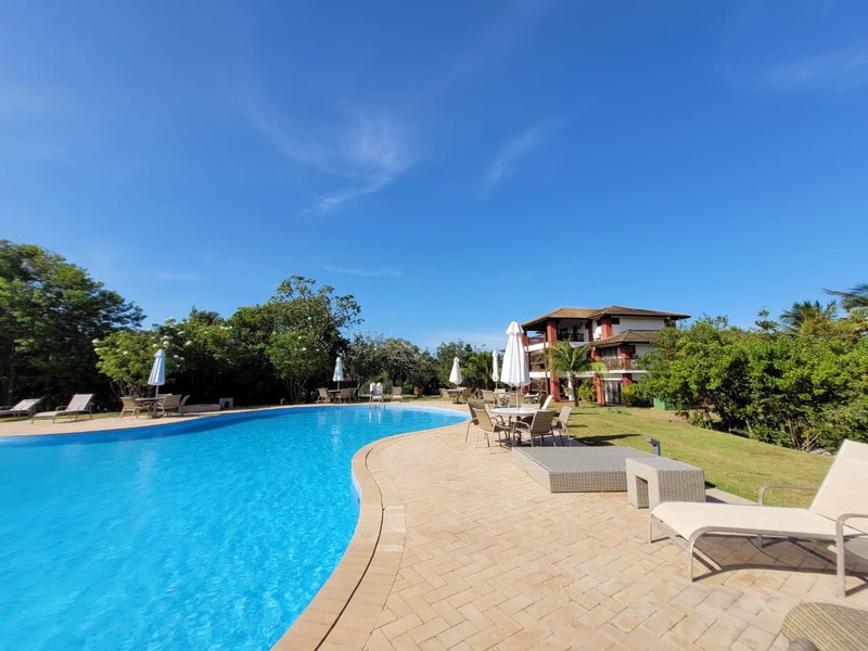 VILLAGE 3 QUARTOS VARANDA PISCINA 2 GARAGENS À VENDA NO PISCINAS NATURAIS PRAIA DO FORTE! Açu da Torre MATA DE SÃO JOÃO - 