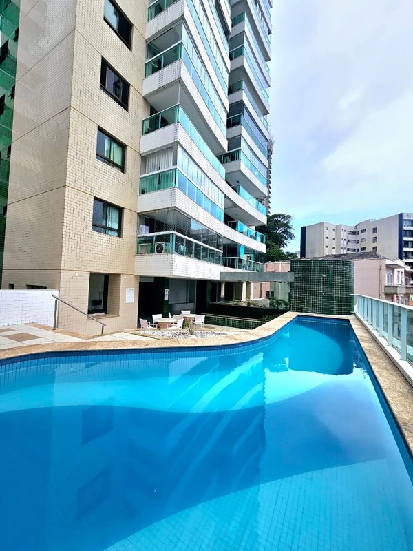 APARTAMENTO MOBILIADO VISTA MAR 2 QUARTO SUÍTE VARANDA PISCINA GARAGEM À VENDA NA BARRA! Rua Engenheiro Milton Oliveira Salvador - 