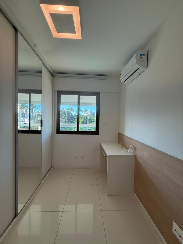 APARTAMENTO MOBILIADO VISTA MAR 2 QUARTO SUÍTE VARANDA PISCINA GARAGEM À VENDA NA BARRA! Rua Engenheiro Milton Oliveira Salvador - 