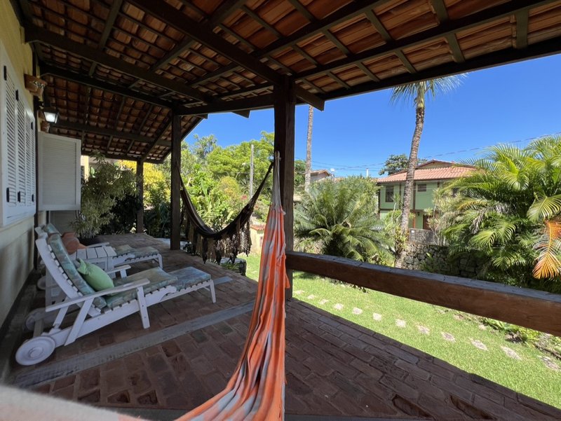 VENDE-SE CASA 4 QUARTOS - 220M2 - EXCELENTE OPORTUNIDADE DE TER SUA CASA EM ILHABELA!! Rua Projetada  Ilhabela - 