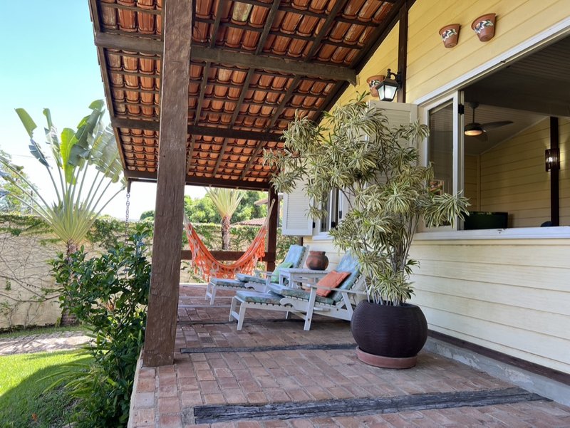 VENDE-SE CASA 4 QUARTOS - 220M2 - EXCELENTE OPORTUNIDADE DE TER SUA CASA EM ILHABELA!! Rua Projetada  Ilhabela - 