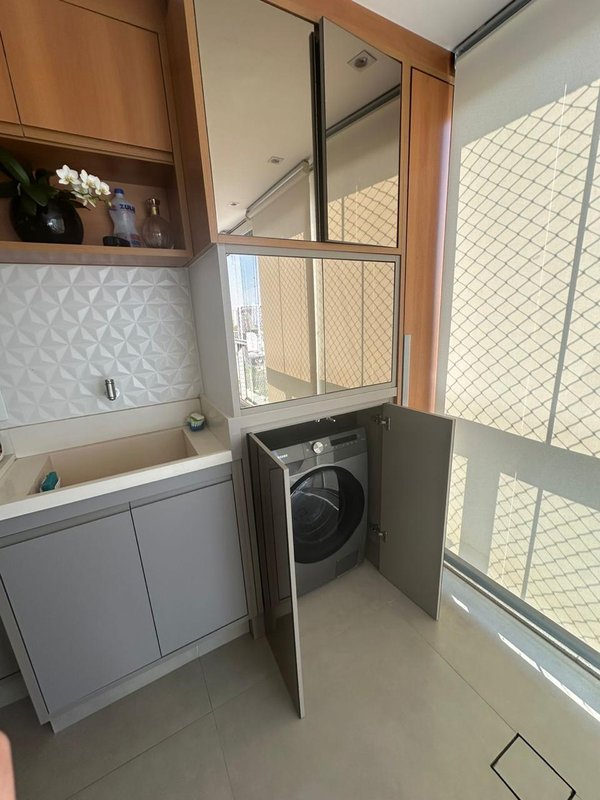 VENDE-SE APARTAMENTO&ndash; PRONTO PARA MORAR - 93m2 &ndash; AO LADO DO SHOPPING MORUMBI Rua Henri Dunant São Paulo - 