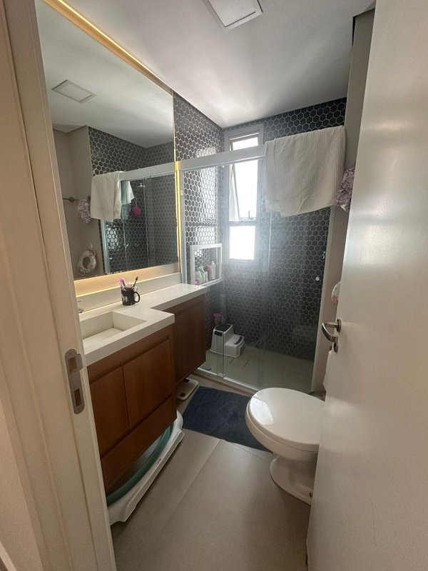 VENDE-SE APARTAMENTO&ndash; PRONTO PARA MORAR - 93m2 &ndash; AO LADO DO SHOPPING MORUMBI Rua Henri Dunant São Paulo - 