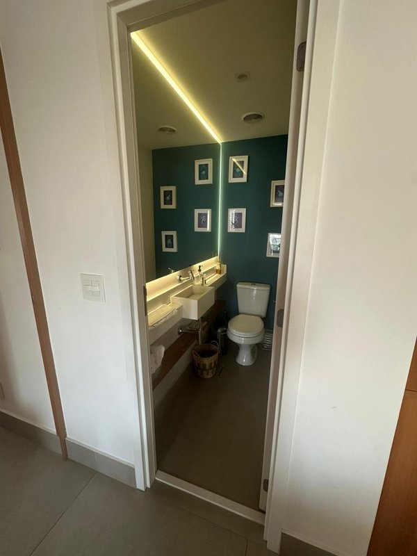 VENDE-SE APARTAMENTO&ndash; PRONTO PARA MORAR - 93m2 &ndash; AO LADO DO SHOPPING MORUMBI Rua Henri Dunant São Paulo - 