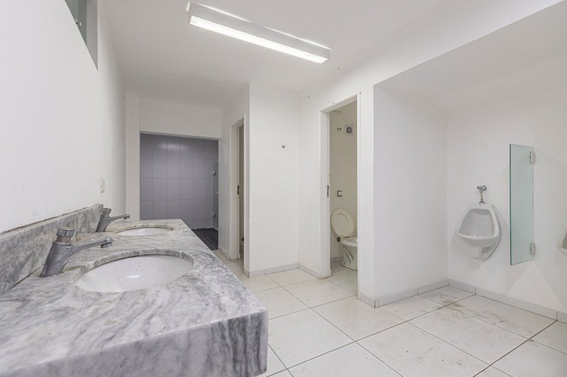 ALUGO IM&Oacute;VEL COMERCIAL &ndash; PINHEIROS - 540m2 - 14 VAGAS Rua Henrique Schaumann São Paulo - 