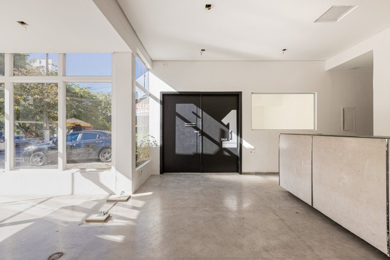 ALUGO IM&Oacute;VEL COMERCIAL &ndash; PINHEIROS - 540m2 - 14 VAGAS Rua Henrique Schaumann São Paulo - 