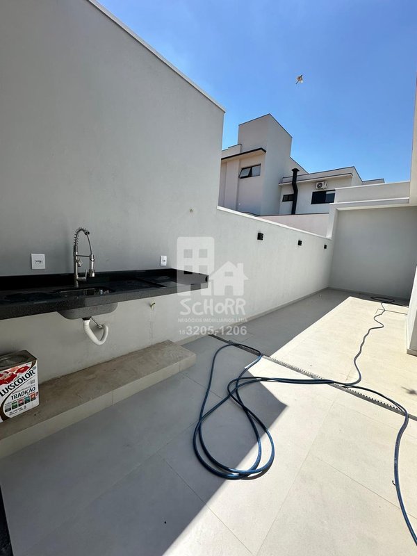 Belíssima Casa à venda Cond. Reserva dos Ypês 1 - 1 suíte e 1 demi suite  Tatuí - 