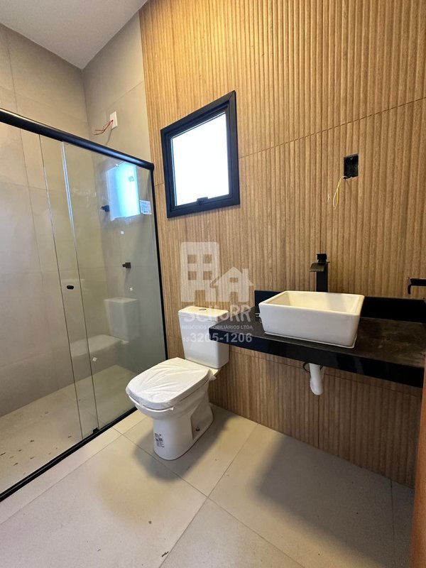 Belíssima Casa à venda Cond. Reserva dos Ypês 1 - 1 suíte e 1 demi suite  Tatuí - 