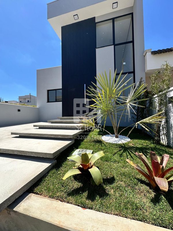 Belíssima Casa à venda Cond. Reserva dos Ypês 1 - 1 suíte e 1 demi suite  Tatuí - 