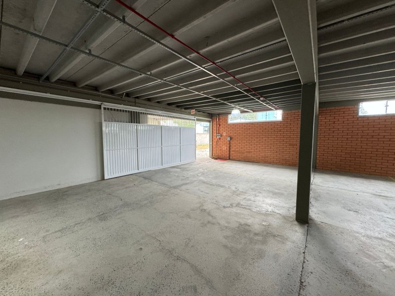 Galpão no Bairro Araponguinhas  Timbó - 