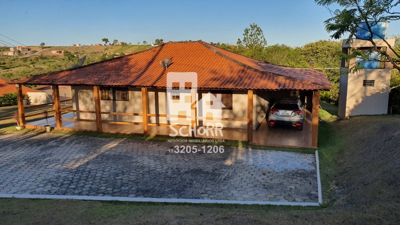🏡 Chácara à venda – Condomínio Recanto da Castelo (KM 159 – sentido São Paulo)  PORANGABA - 