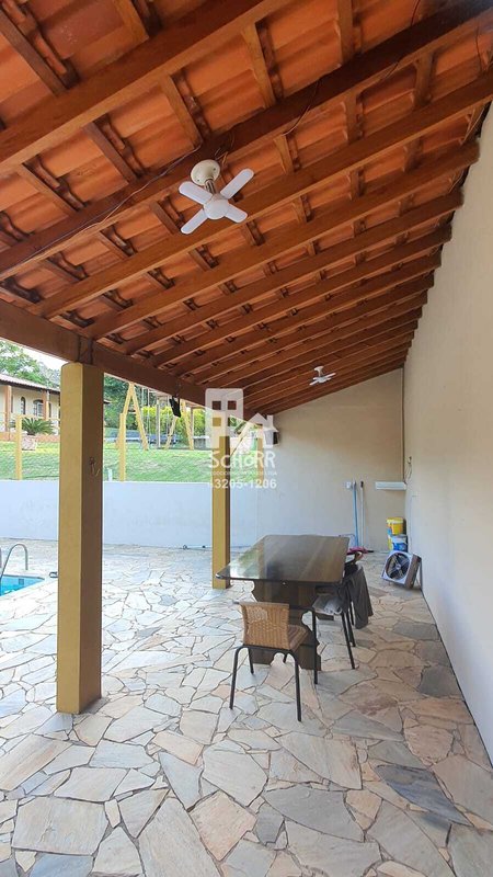 🏡 Chácara à venda – Condomínio Recanto da Castelo (KM 159 – sentido São Paulo)  PORANGABA - 