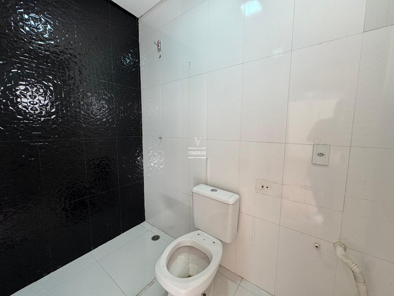 Sobrado em condom&iacute;nio fechado 4 dormit&oacute;rios sendo 1 su&iacute;te + 3 vagas de garagem  Guarulhos - 