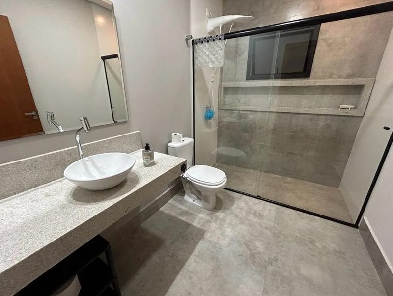 A Casa Térrea Ideal para Quem Busca Tranquilidade e Conforto!  Caraguatatuba - 