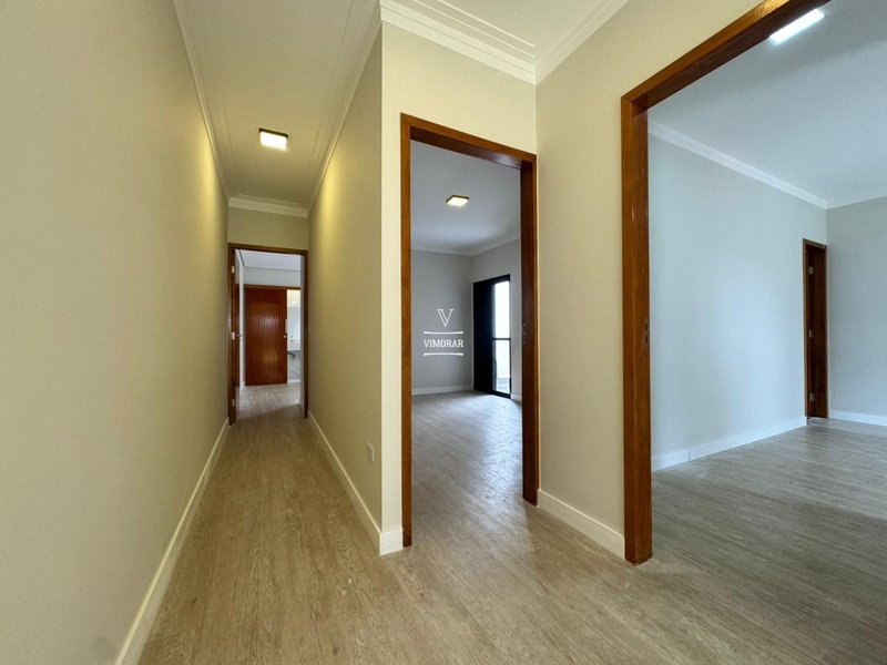 Sobrado 3 su&iacute;tes + 3 vagas de garagem  Guarulhos - 