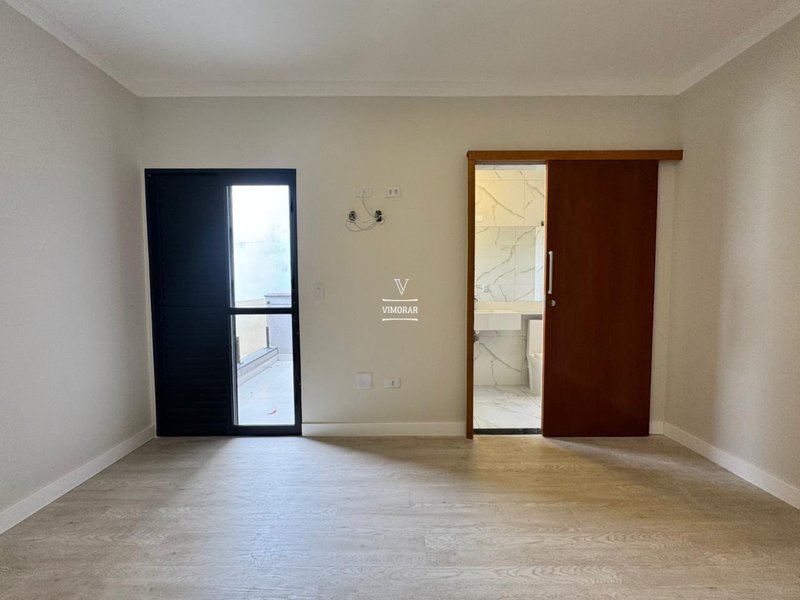 Sobrado 3 su&iacute;tes + 3 vagas de garagem  Guarulhos - 