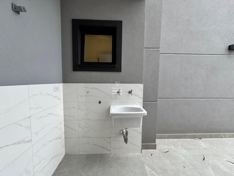 Sobrado 3 su&iacute;tes + 3 vagas de garagem  Guarulhos - 