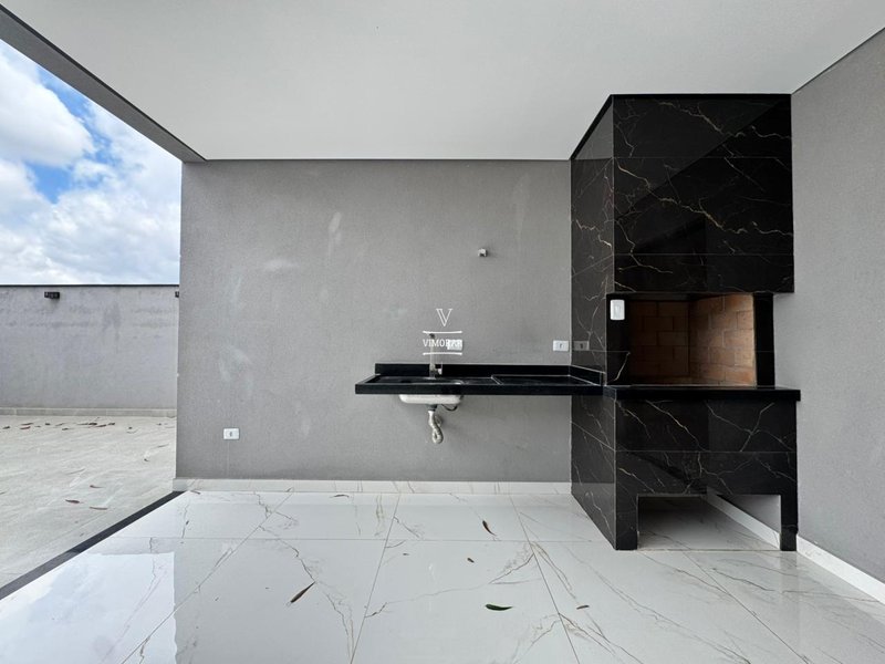 Sobrado 3 su&iacute;tes + 3 vagas de garagem  Guarulhos - 