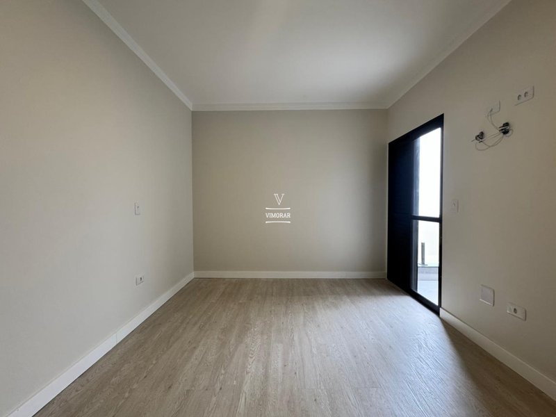 Sobrado 3 su&iacute;tes + 3 vagas de garagem  Guarulhos - 