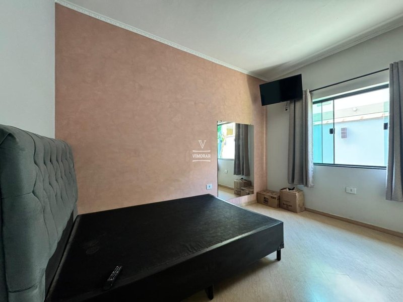 Casa 3 dormit&oacute;rios sendo 1 su&iacute;te + &aacute;rea gourmet com piscina  Itaquaquecetuba - 