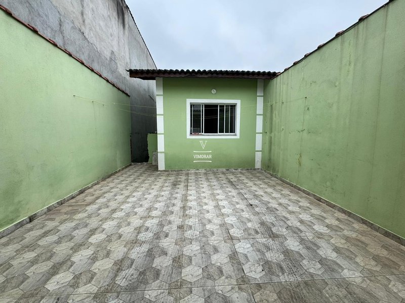 Sobrado 2 dormit&oacute;rios + 2 vagas de garagem  Itaquaquecetuba - 